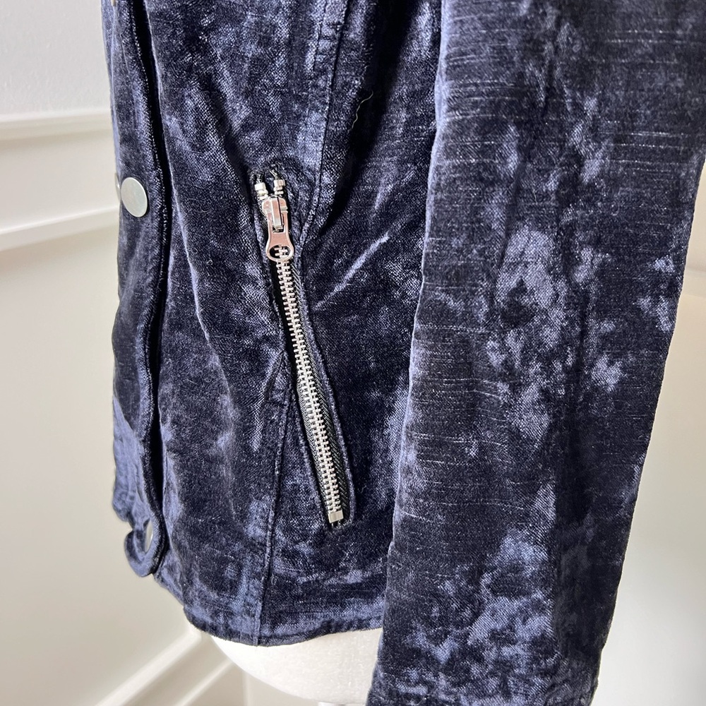 Free people duck till dawn velvet jacket size S. - Picture 10 of 16